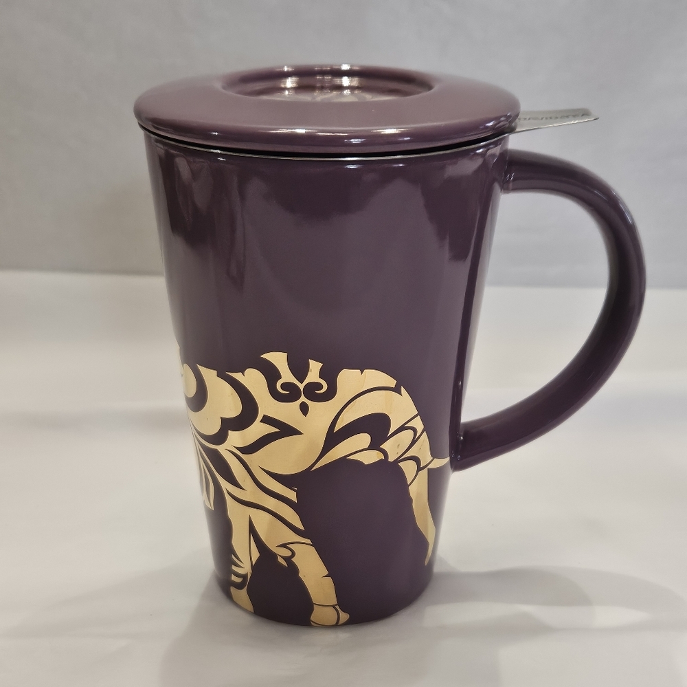 David's Tea mug with steeper and lid.